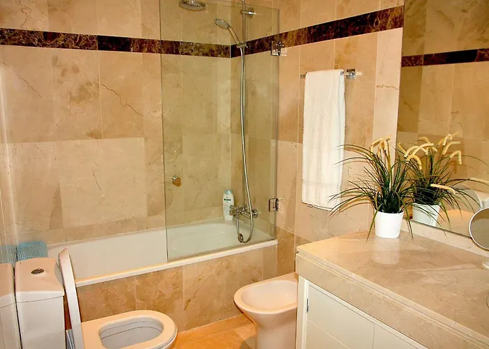 Apartamento Stunning Beachfront Penthouse Estepona